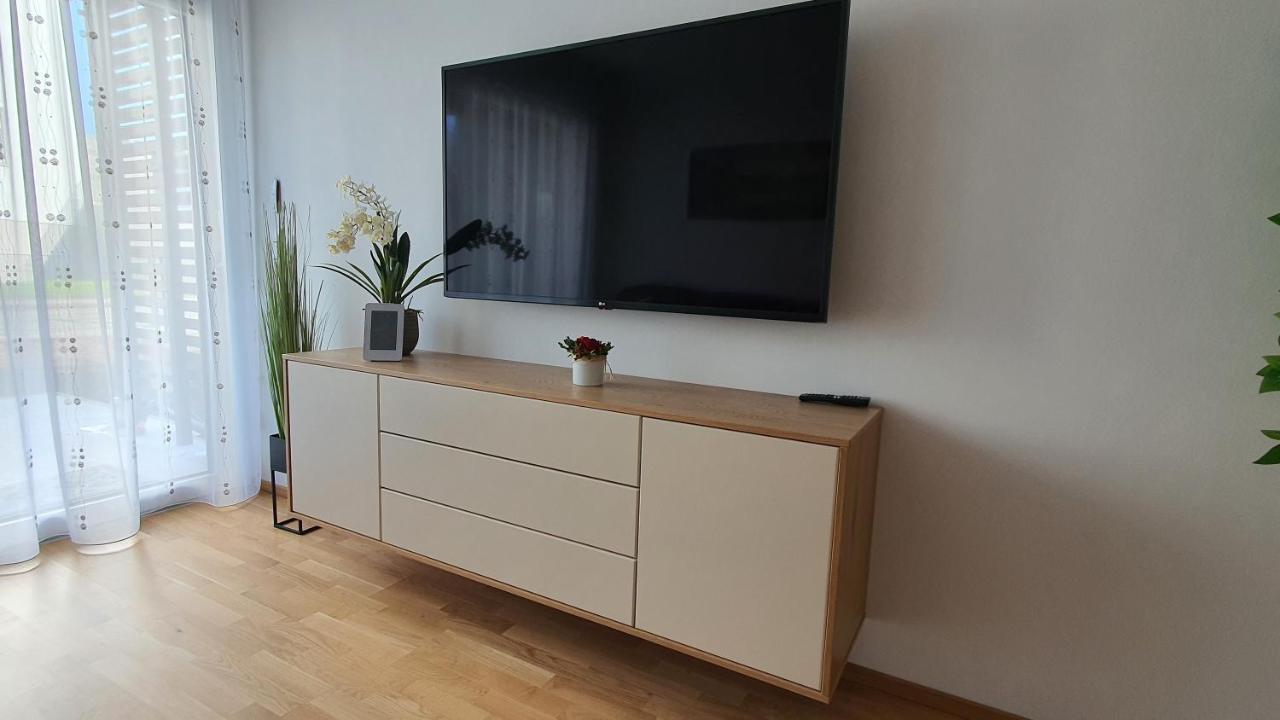 Luxurioeses Apartment Mit Garten & Terrasse In Der Naehe Vom See Im Schoenen Salzkammergut Gmunden Zewnętrze zdjęcie